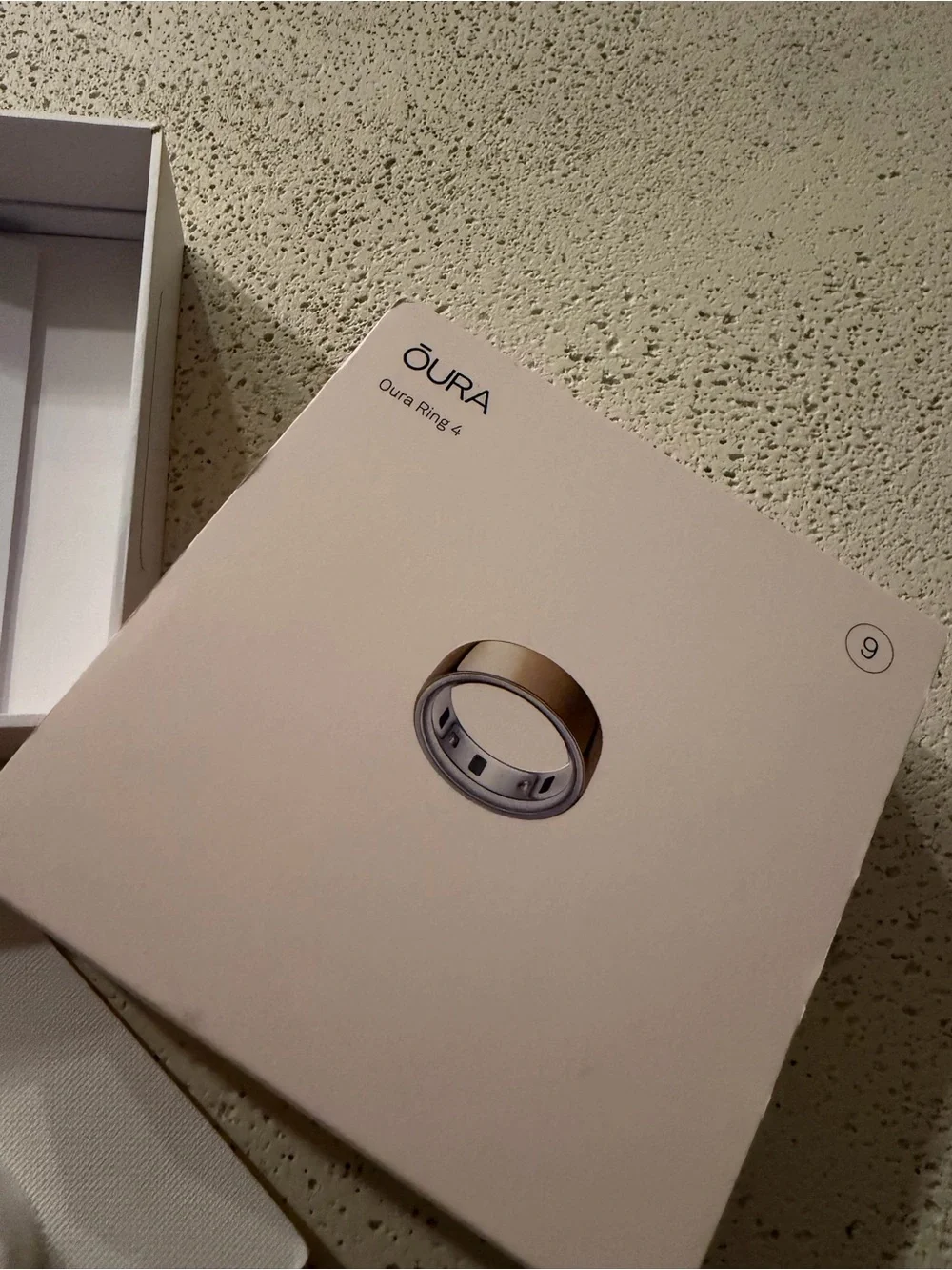 Oura Ring Gen 4 – Gold | Size 9